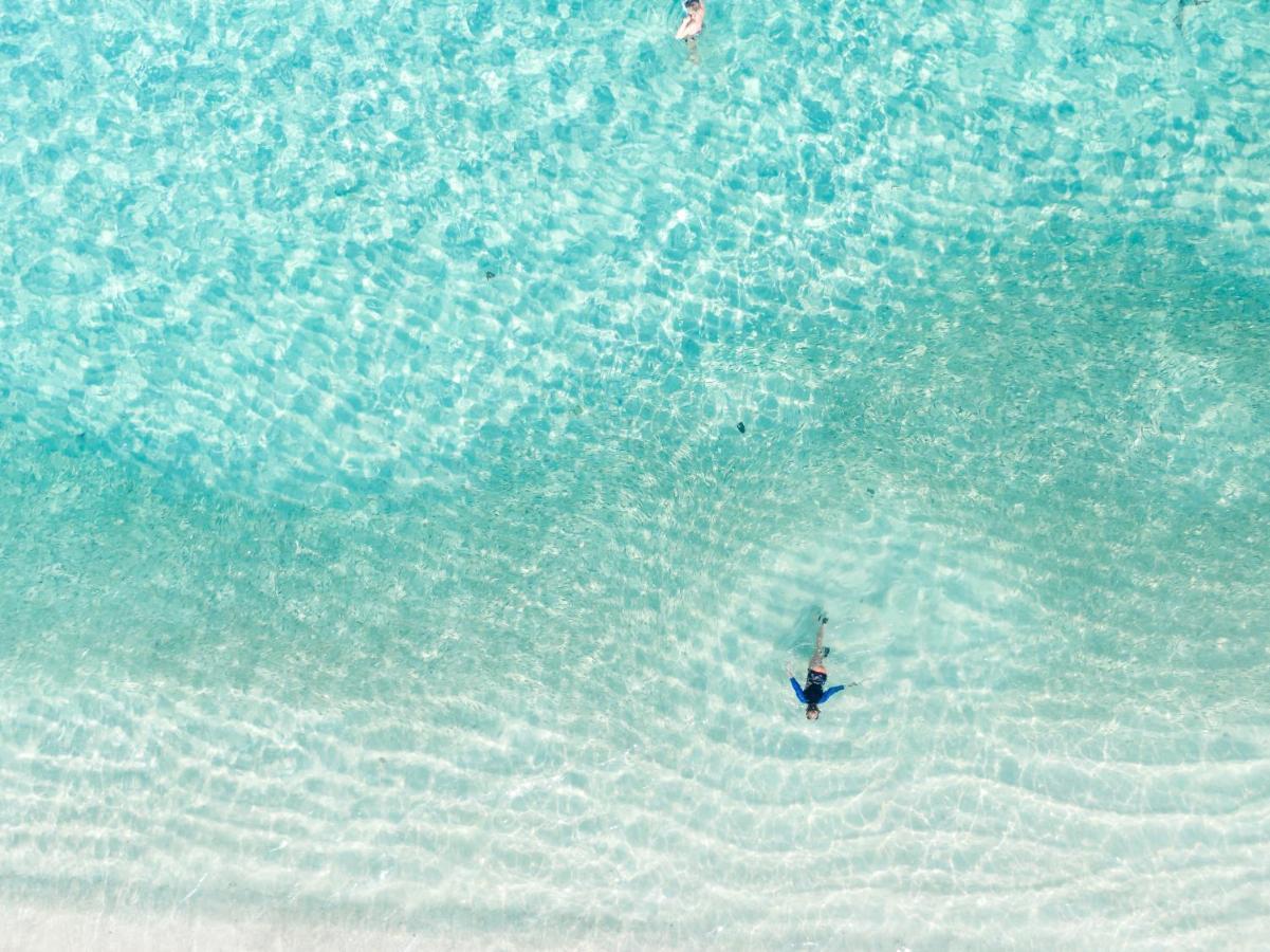 Ayala Oceanview Maldives Hotel Gulhi Kültér fotó