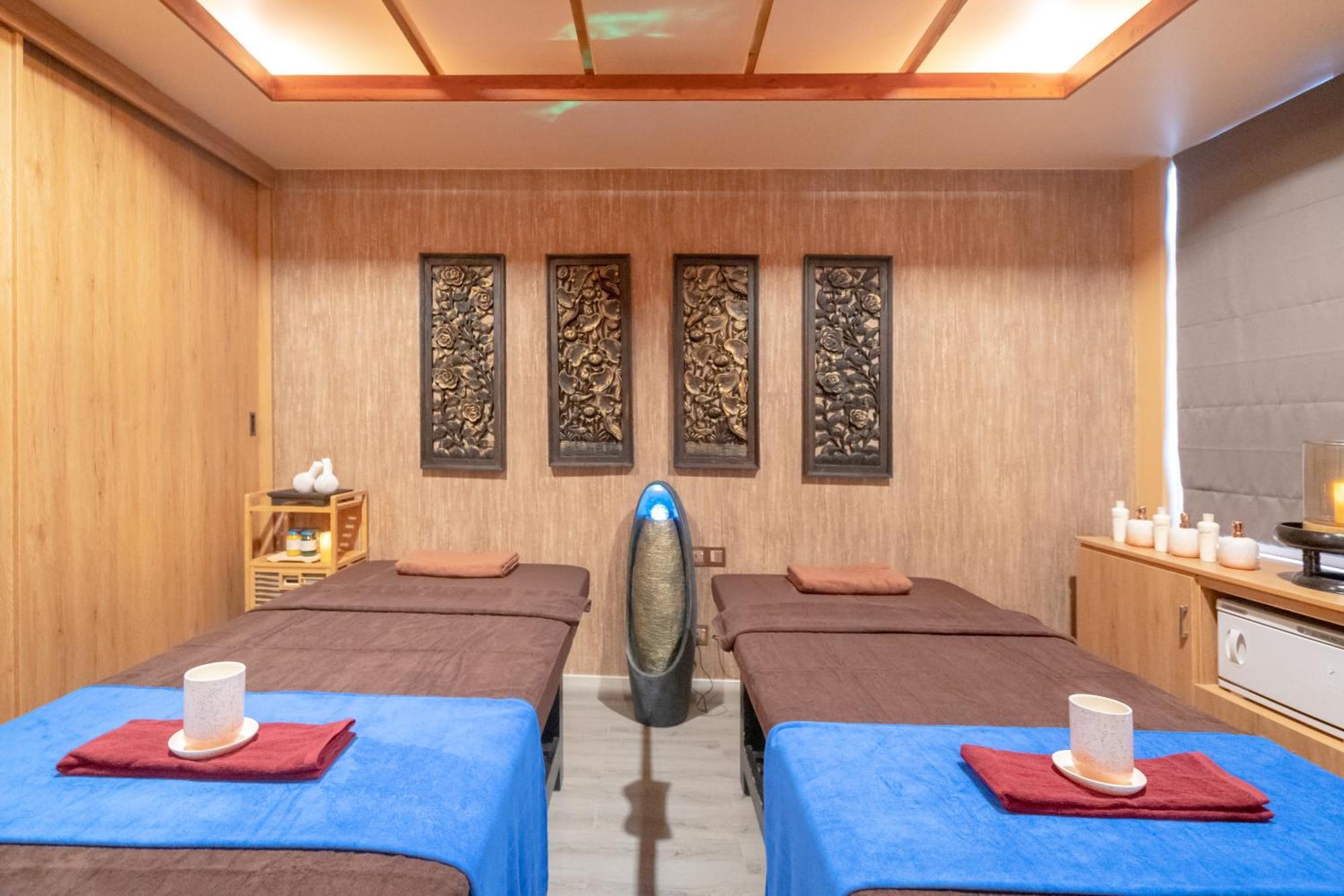 Ayala Oceanview Maldives Hotel Gulhi Kültér fotó