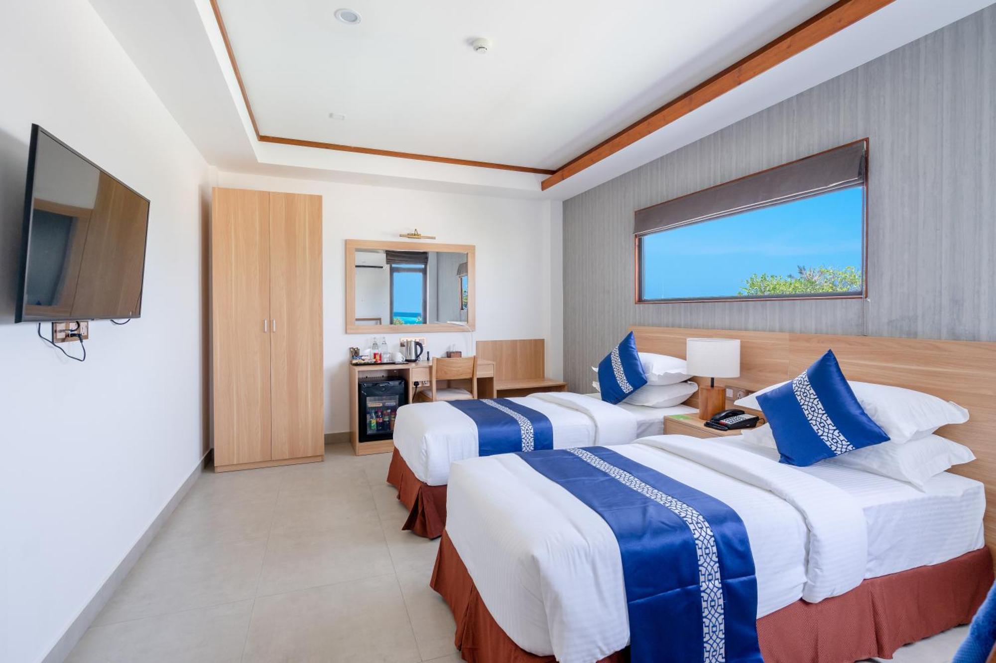 Ayala Oceanview Maldives Hotel Gulhi Kültér fotó
