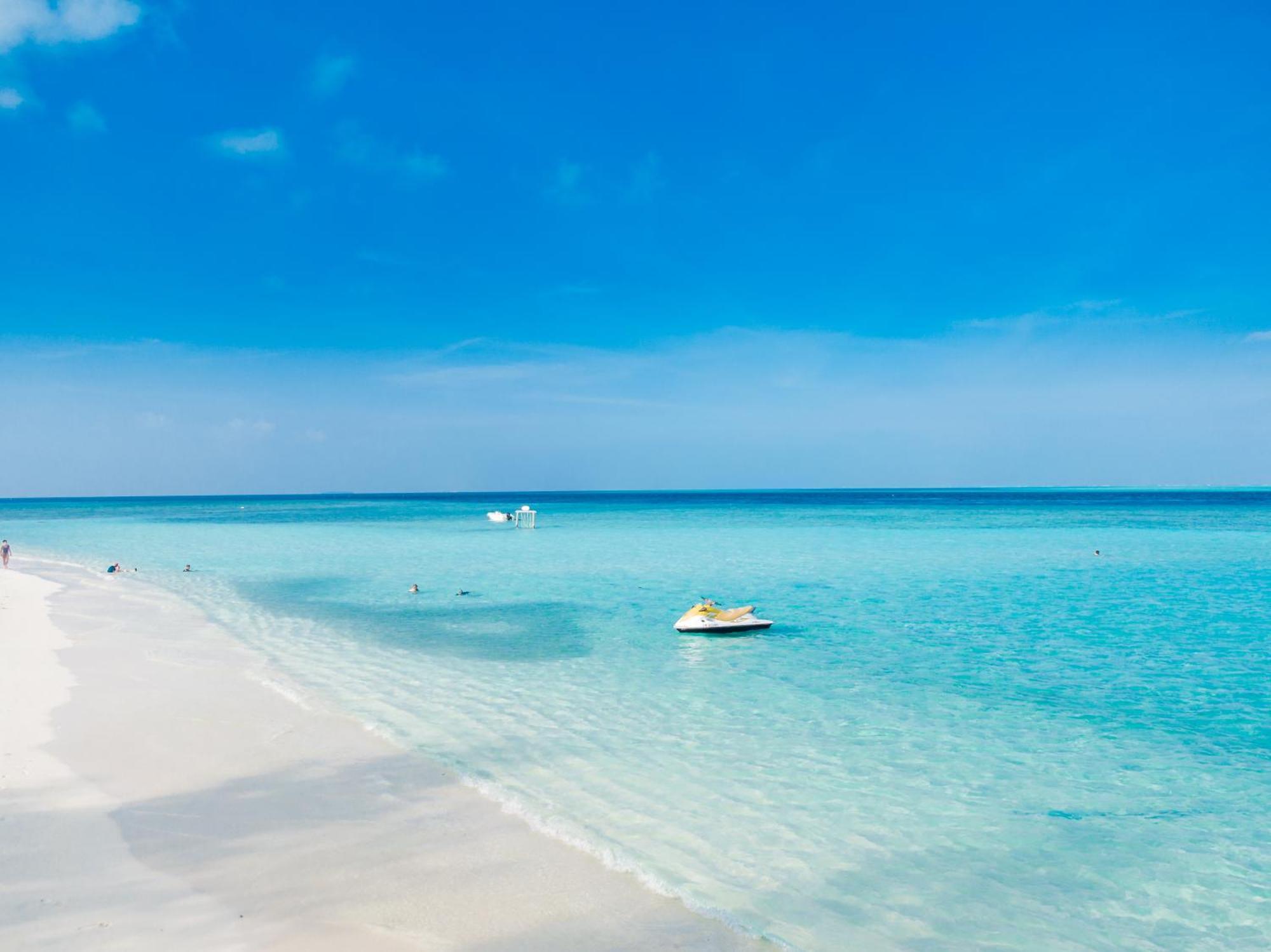 Ayala Oceanview Maldives Hotel Gulhi Kültér fotó